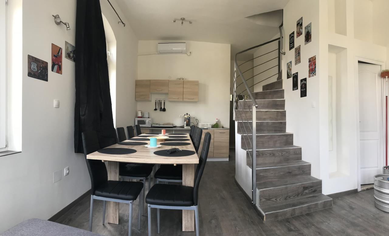 Corner Villa 4 Шиофок Экстерьер фото